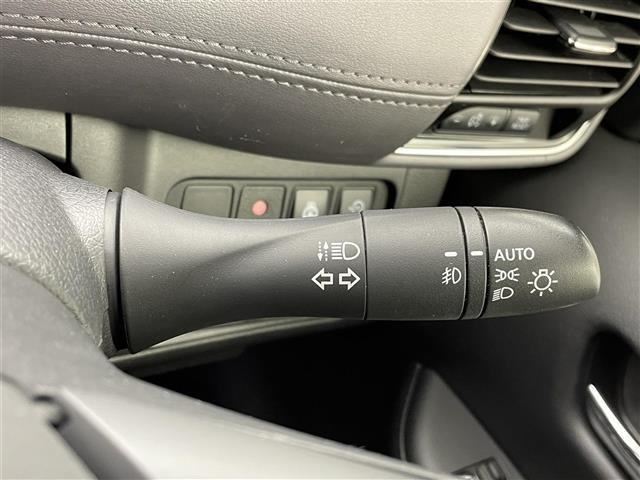 セレナ ハイウェイスターV 禁煙車 純正ナビ(CD・DVD・フルセグ・BT・SD)全周囲カメラ 純正後席モニター 社外前後ドライブレコーダー 両側パワースライドドア 前後クリアランスソナー BSM(15枚目)