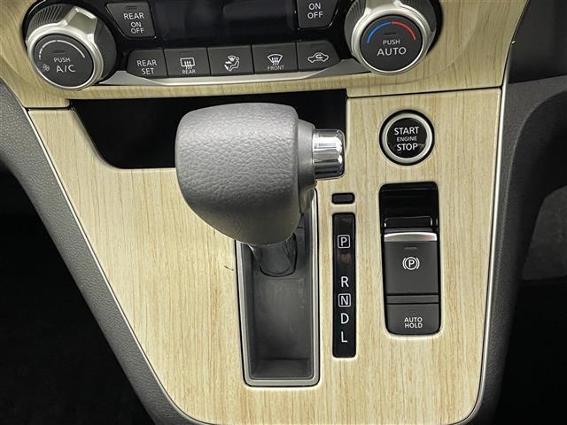 セレナ ハイウェイスターV 禁煙車 純正ナビ(CD・DVD・フルセグ・BT・SD)全周囲カメラ 純正後席モニター 社外前後ドライブレコーダー 両側パワースライドドア 前後クリアランスソナー BSM(22枚目)