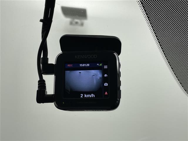 ＣＸ－３０ ２０Ｓ　ブラックトーンエディション　禁煙車　純正ナビ（ＣＤ・ＤＶＤ・フルセグ・ＢＴ・ＨＤＤ）全周囲カメラ　前後ドライブレコーダー　ＥＴＣ　前後クリアランスソナー　　車線逸脱警報　ブラインドスポットモニター　レーダークルーズコントロール（5枚目）