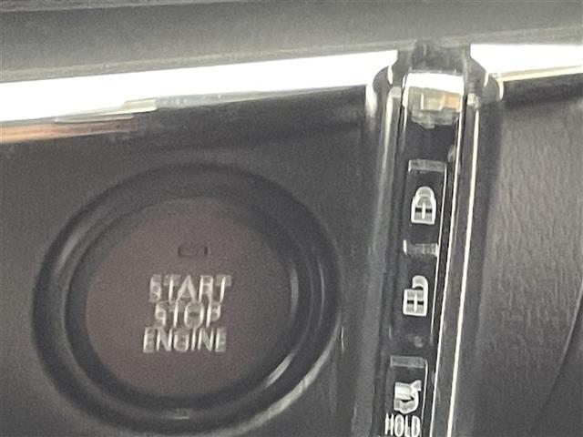 ＣＸ－３０ ２０Ｓ　ブラックトーンエディション　禁煙車　純正ナビ（ＣＤ・ＤＶＤ・フルセグ・ＢＴ・ＨＤＤ）全周囲カメラ　前後ドライブレコーダー　ＥＴＣ　前後クリアランスソナー　　車線逸脱警報　ブラインドスポットモニター　レーダークルーズコントロール（15枚目）