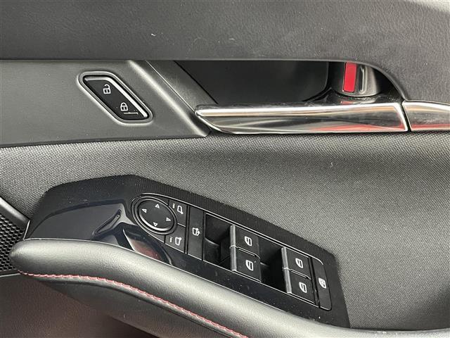 ＣＸ－３０ ２０Ｓ　ブラックトーンエディション　禁煙車　純正ナビ（ＣＤ・ＤＶＤ・フルセグ・ＢＴ・ＨＤＤ）全周囲カメラ　前後ドライブレコーダー　ＥＴＣ　前後クリアランスソナー　　車線逸脱警報　ブラインドスポットモニター　レーダークルーズコントロール（17枚目）