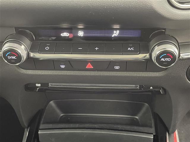 ＣＸ－３０ ２０Ｓ　ブラックトーンエディション　禁煙車　純正ナビ（ＣＤ・ＤＶＤ・フルセグ・ＢＴ・ＨＤＤ）全周囲カメラ　前後ドライブレコーダー　ＥＴＣ　前後クリアランスソナー　　車線逸脱警報　ブラインドスポットモニター　レーダークルーズコントロール（18枚目）