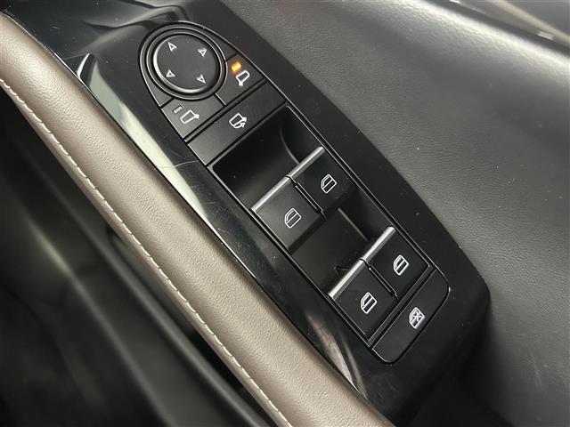 ＣＸ－３０ ２０Ｓ　Ｌパッケージ　純正ナビ（ＣＤ・ＤＶＤ・フルセグ・ＢＴ・ＡｐｐｌＣａｒＰｌａｙ・ＵＳＢ）バックカメラ　前後ドライブレコーダー　ＥＴＣ　前後クリアランスソナー　前席シートヒーター　運転席パワーシート　パワーバックドア（17枚目）