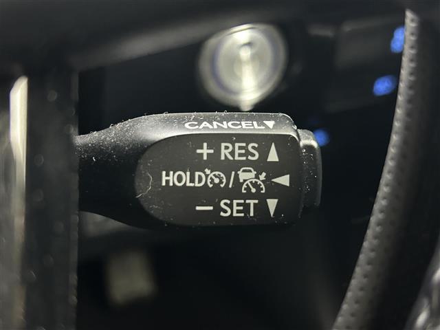 プリウス ＳセーフティプラスＩＩ　禁煙車　純正ナビ（ＣＤ・ＤＶＤ・フルセグ・ＢＴ・ＳＤ）全周囲カメラ　社外前後ドライブレコーダー　ビルトインＥＴＣ　前後クリアランスソナー　レーダークルーズコントロール　ブラインドスポットモニター（15枚目）