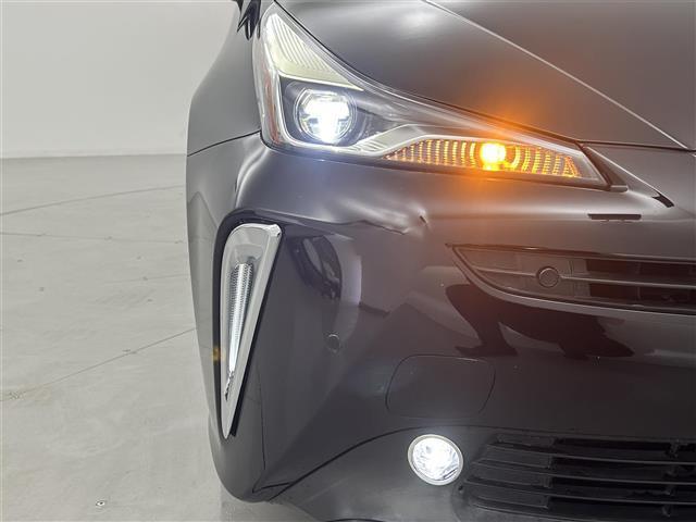 プリウス ＳセーフティプラスＩＩ　禁煙車　純正ナビ（ＣＤ・ＤＶＤ・フルセグ・ＢＴ・ＳＤ）全周囲カメラ　社外前後ドライブレコーダー　ビルトインＥＴＣ　前後クリアランスソナー　レーダークルーズコントロール　ブラインドスポットモニター（39枚目）