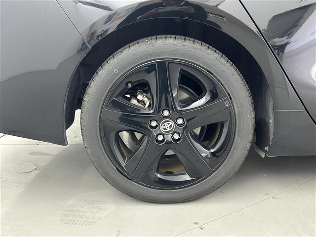 プリウス ＳセーフティプラスＩＩ　禁煙車　純正ナビ（ＣＤ・ＤＶＤ・フルセグ・ＢＴ・ＳＤ）全周囲カメラ　社外前後ドライブレコーダー　ビルトインＥＴＣ　前後クリアランスソナー　レーダークルーズコントロール　ブラインドスポットモニター（41枚目）