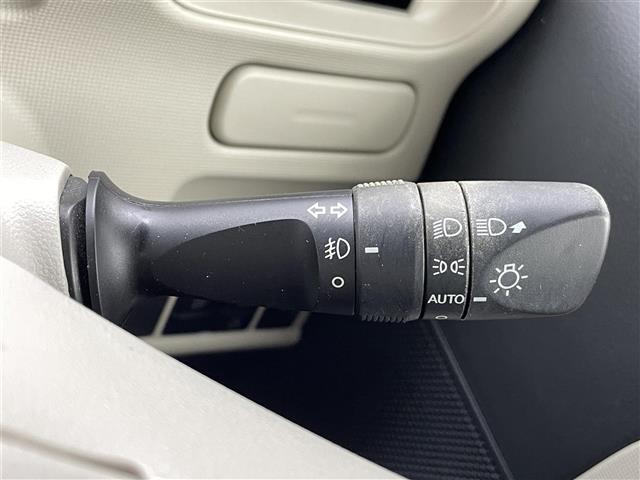 ムーヴキャンバス Ｘリミテッドメイクアップ　ＳＡＩＩ　純正ナビ（ＣＤ・ＤＶＤ・フルセグ・ＢＴ）全周囲カメラ　社外前方ドライブレコーダー　ＥＴＣ　両側パワースライドドア　後ろのみクリアランスソナー　スマートアシストＩＩＩ（衝突軽減ブレーキ・レーンキープアシ（12枚目）