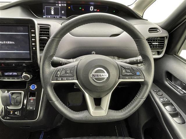 セレナ ｅ－パワー　ハイウェイスターＶ　禁煙車　ワンオーナー　純正ナビ（ＣＤ・ＤＶＤ・フルセグ・ＢＴ・ＳＤ）純正後席モニター　純正前方ドライブレコーダー　ビルトインＥＴＣ　両側パワースライドドア　アダブティブクルコン　前後クリアランスソナー（8枚目）