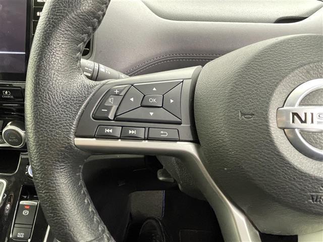 セレナ ｅ－パワー　ハイウェイスターＶ　禁煙車　ワンオーナー　純正ナビ（ＣＤ・ＤＶＤ・フルセグ・ＢＴ・ＳＤ）純正後席モニター　純正前方ドライブレコーダー　ビルトインＥＴＣ　両側パワースライドドア　アダブティブクルコン　前後クリアランスソナー（12枚目）