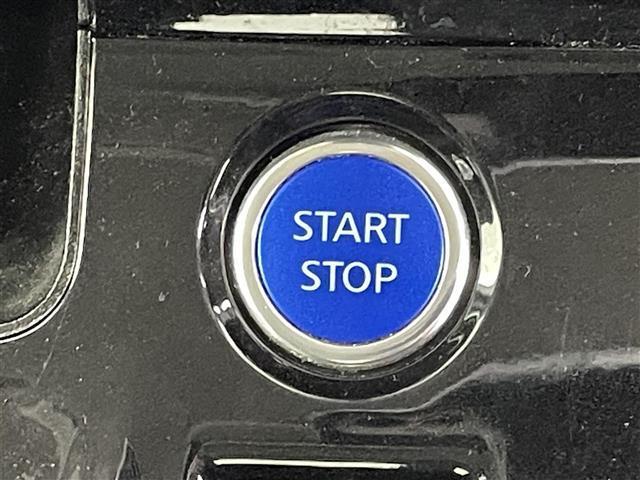 セレナ ｅ－パワー　ハイウェイスターＶ　禁煙車　ワンオーナー　純正ナビ（ＣＤ・ＤＶＤ・フルセグ・ＢＴ・ＳＤ）純正後席モニター　純正前方ドライブレコーダー　ビルトインＥＴＣ　両側パワースライドドア　アダブティブクルコン　前後クリアランスソナー（16枚目）