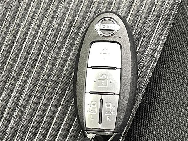 セレナ ｅ－パワー　ハイウェイスターＶ　禁煙車　ワンオーナー　純正ナビ（ＣＤ・ＤＶＤ・フルセグ・ＢＴ・ＳＤ）純正後席モニター　純正前方ドライブレコーダー　ビルトインＥＴＣ　両側パワースライドドア　アダブティブクルコン　前後クリアランスソナー（17枚目）