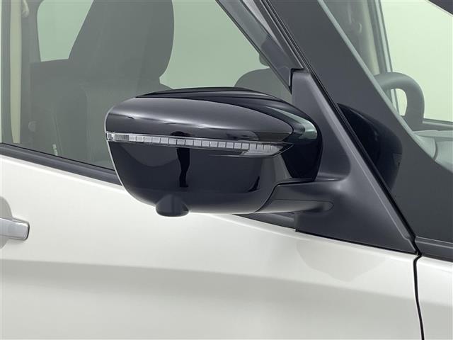 セレナ ｅ－パワー　ハイウェイスターＶ　禁煙車　ワンオーナー　純正ナビ（ＣＤ・ＤＶＤ・フルセグ・ＢＴ・ＳＤ）純正後席モニター　純正前方ドライブレコーダー　ビルトインＥＴＣ　両側パワースライドドア　アダブティブクルコン　前後クリアランスソナー（38枚目）