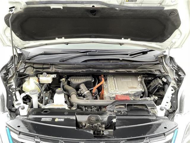 セレナ ｅ－パワー　ハイウェイスターＶ　禁煙車　ワンオーナー　純正ナビ（ＣＤ・ＤＶＤ・フルセグ・ＢＴ・ＳＤ）純正後席モニター　純正前方ドライブレコーダー　ビルトインＥＴＣ　両側パワースライドドア　アダブティブクルコン　前後クリアランスソナー（43枚目）