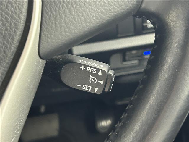 ヴォクシー ZS 煌 アルパインナビ(CD・DVD・フルセグ・BT)バックカメラ ビルトインETC 両側パワースライドドア クルーズコントロール プリクラッシュブレーキ レーンデェパーチャアラート アイドリングストップ(14枚目)