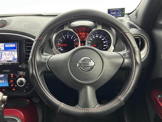 ジューク 15RX アーバンセレクションスタイリブラックパック 禁煙車 社外ナビ(CD・DVD・ワンセグ・BT・ipod・USB)バックカメラ 社外前方ドライブレコーダー ETC 純正フロアマット 純正17インチAW 横滑り防止 オートライト LEDヘッドライト(8枚目)