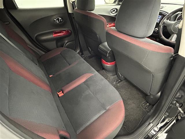 ジューク 15RX アーバンセレクションスタイリブラックパック 禁煙車 社外ナビ(CD・DVD・ワンセグ・BT・ipod・USB)バックカメラ 社外前方ドライブレコーダー ETC 純正フロアマット 純正17インチAW 横滑り防止 オートライト LEDヘッドライト(26枚目)