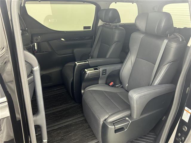 アルファード ２．５Ｓ　Ｃパッケージ　純正ナビ（ＣＤ・ＤＶＤ・フルセグ・ＢＴ・ＡｐｐｌＣａｒＰｌａｙ・ＡｎｄｒｏｉｄＡｕｔｏ・ＵＳＢ）全周囲カメラ　社外前後ドライブレコーダー　純正後席モニター　両側パワースライドドア　前後クリアランスソナ（26枚目）