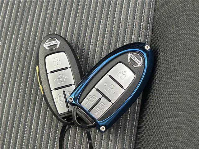 セレナ ハイウェイスターV 純正10型ナビ 全方位カメラ 純正後席モニター Bluetooth フルセグTV ドライブレコーダー クルーズコントロール コーナーセンサー オートハイビーム BSM ETC 衝突軽減システム(15枚目)