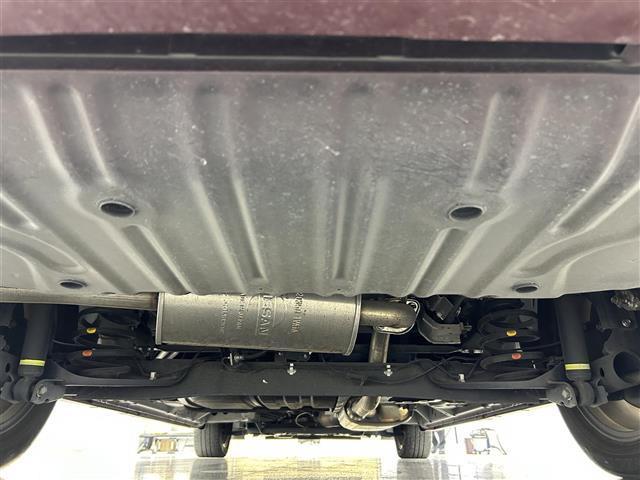 セレナ ハイウェイスターV 純正10型ナビ 全方位カメラ 純正後席モニター Bluetooth フルセグTV ドライブレコーダー クルーズコントロール コーナーセンサー オートハイビーム BSM ETC 衝突軽減システム(44枚目)