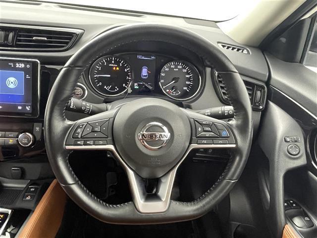 エクストレイル ２０Ｘｉ　レザーエディション　Ｖセレクション　ワンオ－ナ－／プロパイロット／カロッツエリアディスプレイオーディオ／アラウンドビューモニター／コーナーセンサー／純１８インチＡＷ／パワーバックドア／ルーフレール／インテリジェントルームミラー／茶レザ－（8枚目）