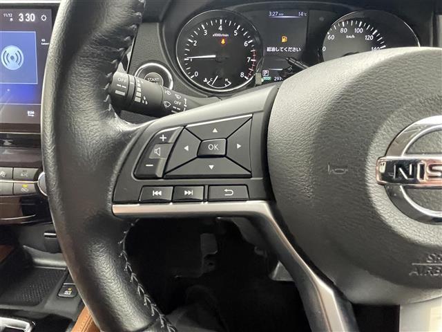 エクストレイル ２０Ｘｉ　レザーエディション　Ｖセレクション　ワンオ－ナ－／プロパイロット／カロッツエリアディスプレイオーディオ／アラウンドビューモニター／コーナーセンサー／純１８インチＡＷ／パワーバックドア／ルーフレール／インテリジェントルームミラー／茶レザ－（10枚目）