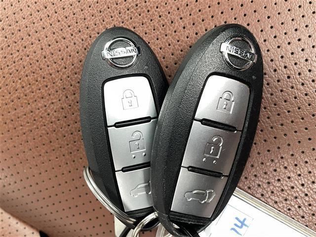 エクストレイル ２０Ｘｉ　レザーエディション　Ｖセレクション　ワンオ－ナ－／プロパイロット／カロッツエリアディスプレイオーディオ／アラウンドビューモニター／コーナーセンサー／純１８インチＡＷ／パワーバックドア／ルーフレール／インテリジェントルームミラー／茶レザ－（15枚目）