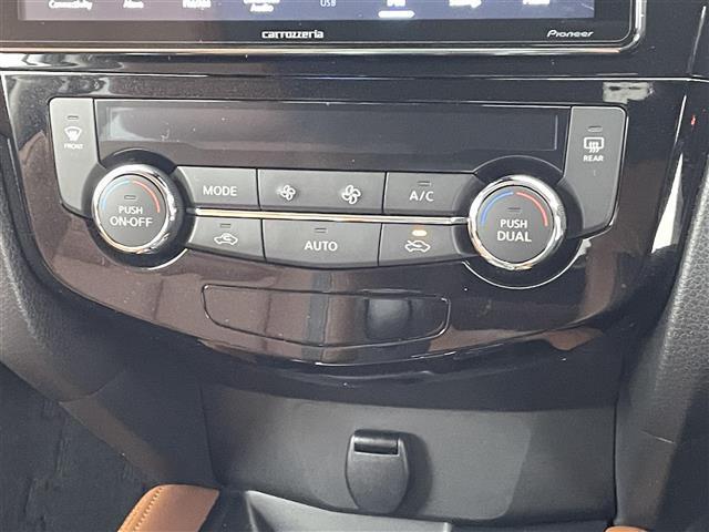 エクストレイル ２０Ｘｉ　レザーエディション　Ｖセレクション　ワンオ－ナ－／プロパイロット／カロッツエリアディスプレイオーディオ／アラウンドビューモニター／コーナーセンサー／純１８インチＡＷ／パワーバックドア／ルーフレール／インテリジェントルームミラー／茶レザ－（19枚目）