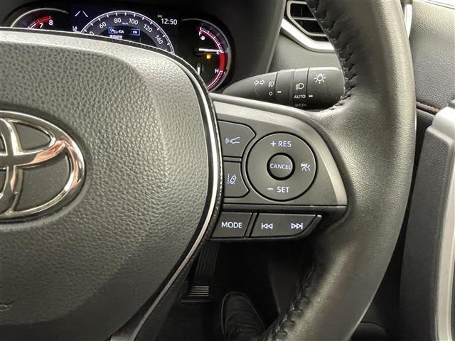 ＲＡＶ４ アドベンチャー　禁煙車　社外ナビ（ＣＤ・ＤＶＤ・フルセグ・ＢＴ・ＳＤ・ＵＳＢ）バックカメラ　前方ドライブレコーダー　ＥＴＣ　クリアランスソナー　トヨタセーフティーセンス（プリクラッシュセーフティ・ロードサインアシスト（13枚目）
