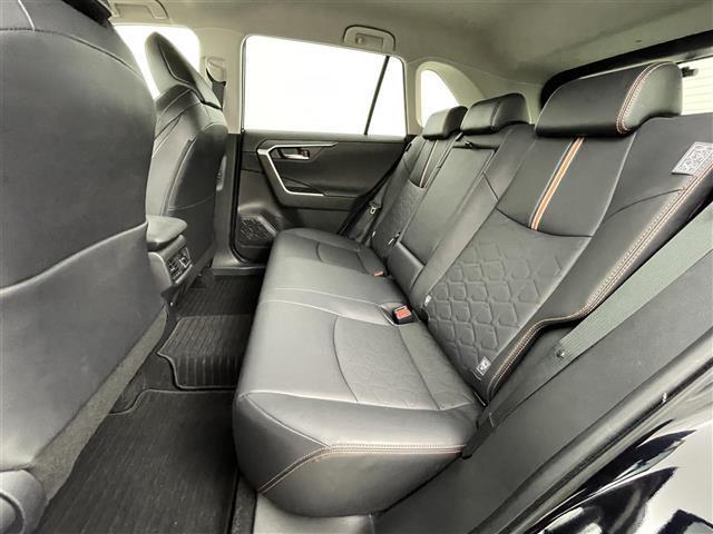 ＲＡＶ４ アドベンチャー　禁煙車　社外ナビ（ＣＤ・ＤＶＤ・フルセグ・ＢＴ・ＳＤ・ＵＳＢ）バックカメラ　前方ドライブレコーダー　ＥＴＣ　クリアランスソナー　トヨタセーフティーセンス（プリクラッシュセーフティ・ロードサインアシスト（29枚目）