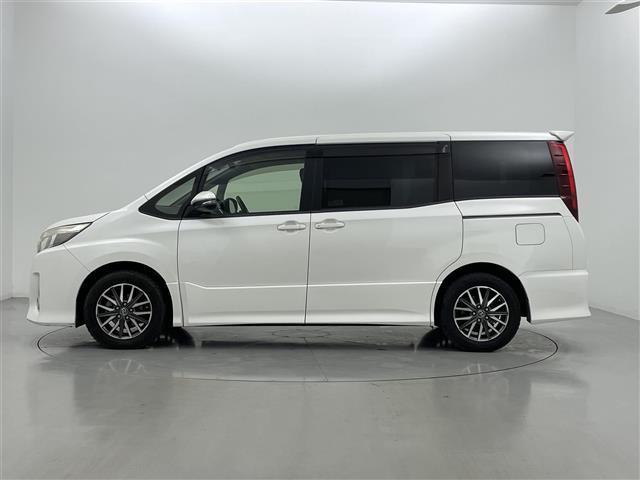 ノア Si 禁煙車 純正ナビ(CD・DVD・フルセグ・BT・SD)バックカメラ 社外前後ドライブレコーダー ビルトインETC 両側パワースライドドア アイドリングストップ 衝突軽減ブレーキ レーンキープアシスト(36枚目)