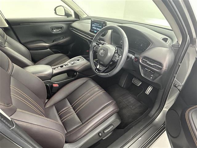 ZR-V e:HEV Z 禁煙車 BOSEサウンド 純正ナビ(ApplCarPlay・AndroidAuto・フルセグ)全周囲カメラ ビルトインETC2.0 レーダークルーズコントロール パワーバックドア シートヒーター(26枚目)