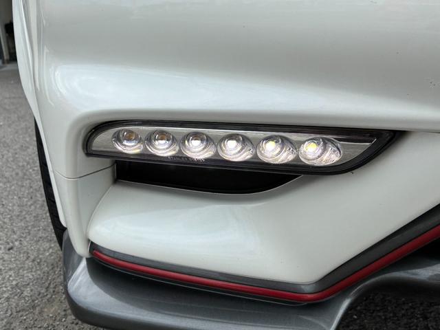 ジューク ニスモ RS 4WD ETC 全周囲カメラ 衝突被害軽減システム ターボ HID アルミホイール スマートキー 電動格納ミラー CVT 盗難防止システム 衝突安全ボディ ミュージックプレイヤー接続可 ABS ESC(32枚目)