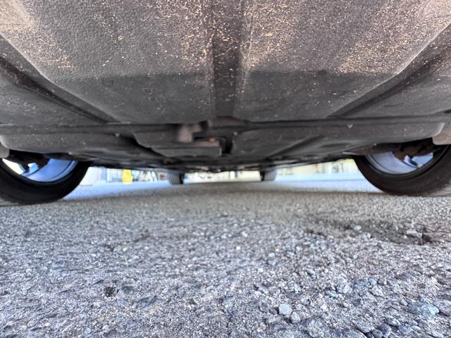 クラウン アスリート 60thスペシャルエディション ETC オートクルーズコントロール バックカメラ ナビ アルミホイール HID AT スマートキー 盗難防止システム パワーシート CD MD 衝突安全ボディ ABS ESC エアコン(21枚目)