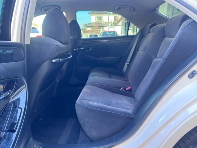 クラウン アスリート 60thスペシャルエディション ETC オートクルーズコントロール バックカメラ ナビ アルミホイール HID AT スマートキー 盗難防止システム パワーシート CD MD 衝突安全ボディ ABS ESC エアコン(33枚目)