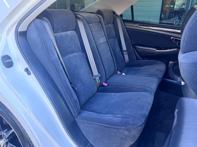 クラウン アスリート 60thスペシャルエディション ETC オートクルーズコントロール バックカメラ ナビ アルミホイール HID AT スマートキー 盗難防止システム パワーシート CD MD 衝突安全ボディ ABS ESC エアコン(48枚目)