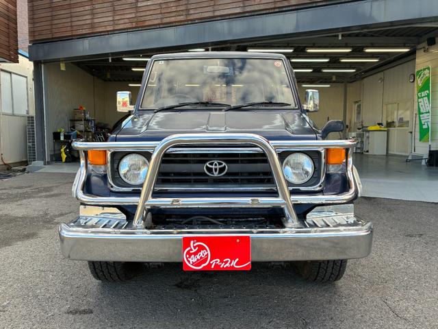 ランドクルーザー７０ ＺＸ　４ＷＤ　サンルーフ　ＡＴ　ＣＤ（12枚目）