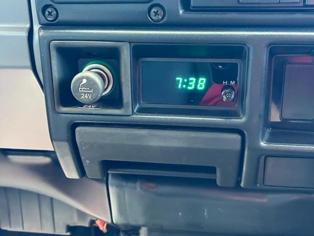 ランドクルーザー７０ ＺＸ　４ＷＤ　サンルーフ　ＡＴ　ＣＤ（22枚目）
