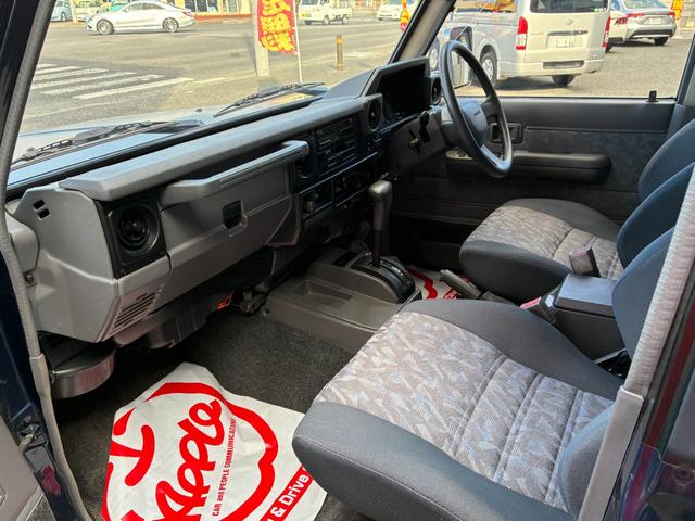 ランドクルーザー７０ ＺＸ　４ＷＤ　サンルーフ　ＡＴ　ＣＤ（43枚目）