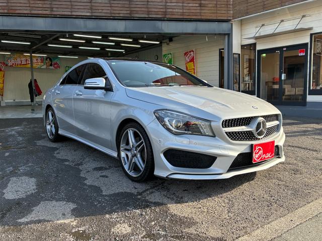 ＣＬＡクラス ＣＬＡ１８０　ＥＴＣ　クリアランスソナー　オートクルーズコントロール　バックカメラ　ナビ　アルミホイール　オートライト　サンルーフ　ＡＴ　電動格納ミラー　電動リアゲート　盗難防止システム　パワーシート　ＣＤ　ＡＢＳ（12枚目）