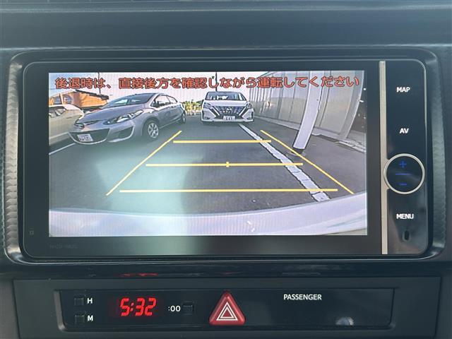 ８６ ＧＴ　ＭＯＭＯステアリング　純正ナビ　フルセグＴＶ　Ｂカメ　前後ドラレコ　スマートキー　　ＥＴＣ　ＡＷ　フルオートエアコン　電動格納ミラー　ＨＩＤヘッド　フォグランプ　ヘッドライトレベライザー（4枚目）