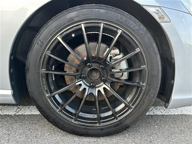 ８６ ＧＴ　ＭＯＭＯステアリング　純正ナビ　フルセグＴＶ　Ｂカメ　前後ドラレコ　スマートキー　　ＥＴＣ　ＡＷ　フルオートエアコン　電動格納ミラー　ＨＩＤヘッド　フォグランプ　ヘッドライトレベライザー（20枚目）