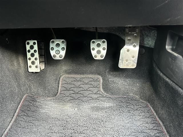 ８６ ＧＴ　ＭＯＭＯステアリング　純正ナビ　フルセグＴＶ　Ｂカメ　前後ドラレコ　スマートキー　　ＥＴＣ　ＡＷ　フルオートエアコン　電動格納ミラー　ＨＩＤヘッド　フォグランプ　ヘッドライトレベライザー（38枚目）