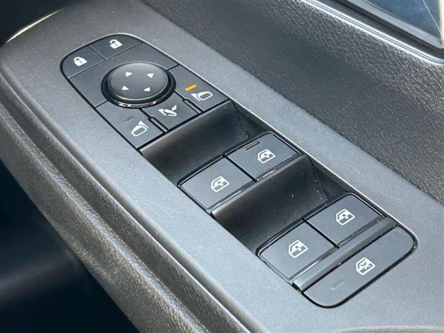 セレナ ハイウェイスターＶ　純正１２．３インチナビ　全方位カメラ　両側パワスラ　プロパイロット　デジタルインナーミラー　ビルトインＥＴＣ２．０　ドラレコ　前後コーナーセンサー　ステアリングリモコン　パドルシフト　置くだけ充電器（39枚目）