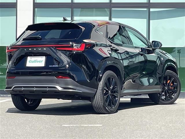ＮＸ ＮＸ３５０ｈ　Ｆスポーツ　純正１４インチナビ　全方位カメラ　サンルーフ　シートヒーター　シートベンチレーション　パワーシート　ヘッドアップディスプレイ　デジタルインナーミラー　オレンジキャリパー　ブラインドスポットモニター（17枚目）