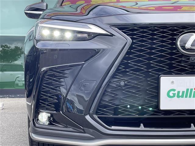ＮＸ ＮＸ３５０ｈ　Ｆスポーツ　純正１４インチナビ　全方位カメラ　サンルーフ　シートヒーター　シートベンチレーション　パワーシート　ヘッドアップディスプレイ　デジタルインナーミラー　オレンジキャリパー　ブラインドスポットモニター（20枚目）
