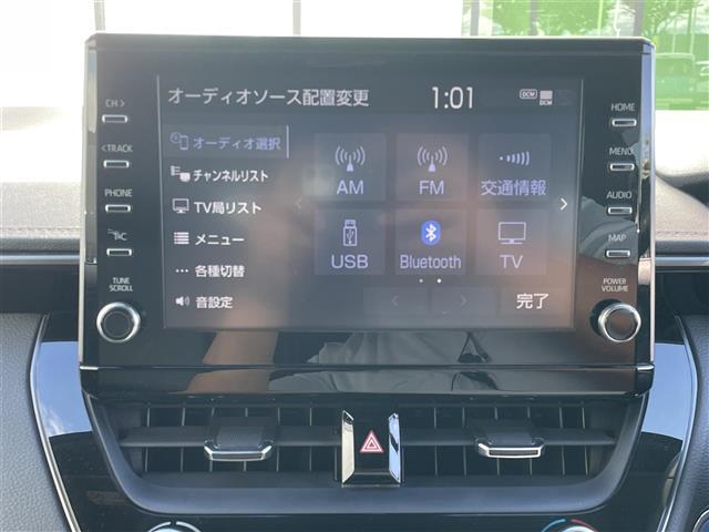 カローラツーリング ハイブリッド　ダブルバイビー　純正８インチナビ　バックカメラ　ドラレコ　ビルトインＥＴＣ　ステアリングリモコン　ブラインドスポットモニター　前後コーナーセンサー　オートホールド　レーダークルコン　オートライト　ＬＥＤヘッドライト（3枚目）