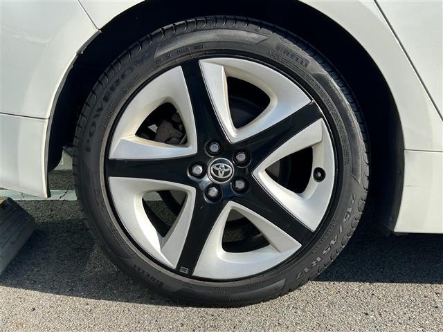 プリウス Ｓツーリングセレクション　純正７インチワイドナビ　フルセグＴＶ　Ｂｌｕｅｔｏｏｔｈ　ＣＤ　ＤＶＤ　バックカメラ　ビルトインＥＴＣ　衝突軽減カメラ　クルーズコントロール　シートヒーター　ステアリングスイッチ　ドアバイザー（22枚目）