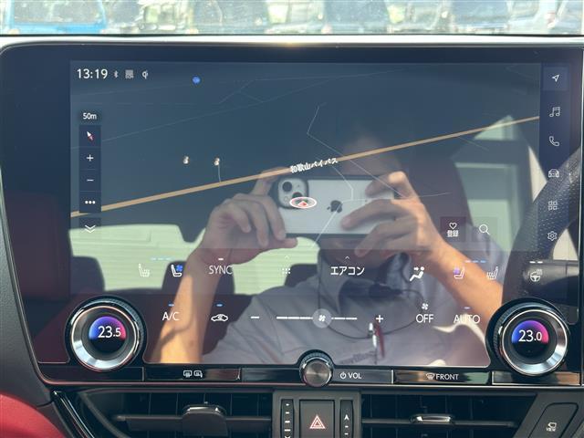 ＮＸ ＮＸ３５０　Ｆスポーツ　純正１４インチコネクティッドナビ　パノラマサンルーフ　オレンジキャリパー　ルーフレール　フルセグＴＶ　Ｂｌｕｅｔｏｏｔｈ　パノラミックビューモニター　レクサスセーフティセンス　ＢＳＭ　ＨＵＤ（2枚目）