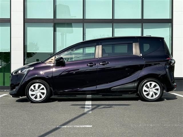 シエンタ Ｇ　クエロ　純正ナビ　両側電動扉　ドラレコ　Ｂカメ　ＥＴＣ　衝突軽減　横滑り防止　レーンキープ　アイドリングストップ　プッシュスタート　スマートキー　オートライト　オートマチックハイビーム　フォグランプ（14枚目）