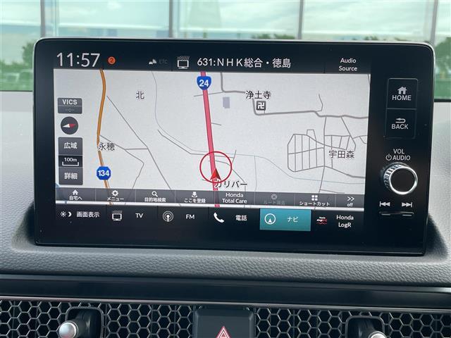 シビック タイプＲ　６速ＭＴ　純正８インチナビ　バックカメラ　ビルトインＥＴＣ２．０　ブラインドスポットモニター　レーダークルコン　オートライト　オートホールド　純正フロアマット　ＬＥＤヘッドライト　ステリモ（2枚目）